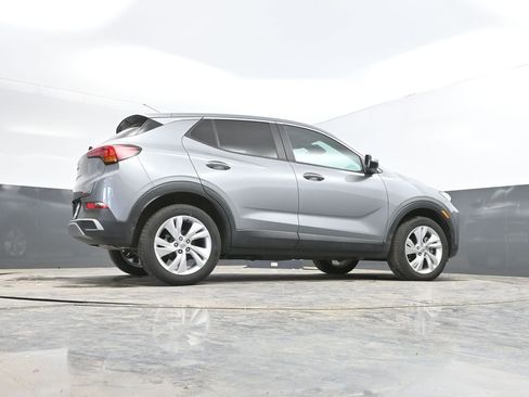 Used 2025 Buick Encore GX Preferred AWD/4WD image 38