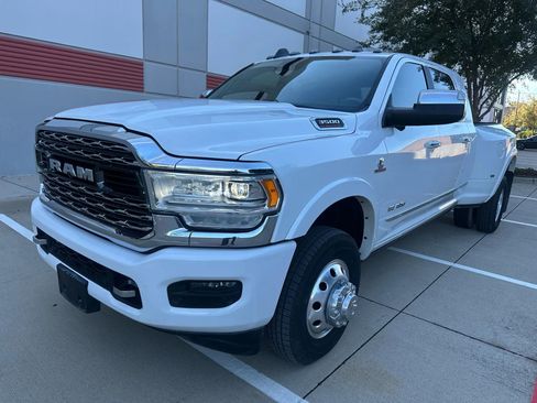 Used 2019 RAM 3500 Limited image 2