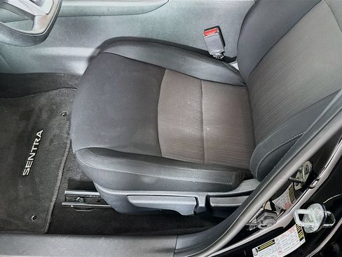 Used 2023 Nissan Sentra SV FWD image 13