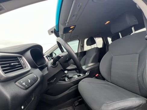 Used 2020 Kia Sorento LX w/ LX I4 Convenience Package AWD/4WD image 14
