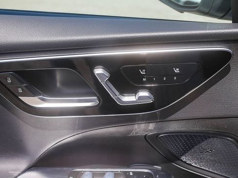 Used 2023 Mercedes-Benz C 300 Sedan image 17