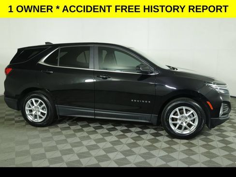 Used 2023 Chevrolet Equinox LT FWD image 2