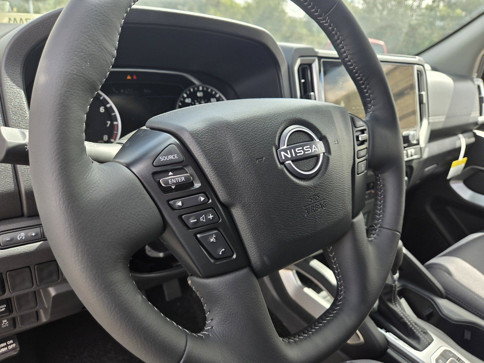 New 2026 Nissan Frontier SV w/ All-Weather Content Package AWD/4WD image 11