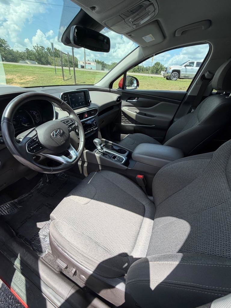 Used 2019 Hyundai Santa Fe SEL FWD image 9