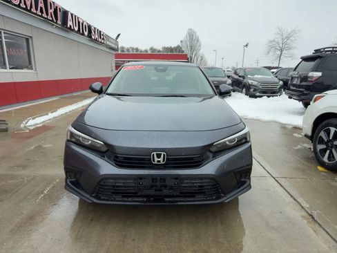 Used 2022 Honda Civic EX image 4