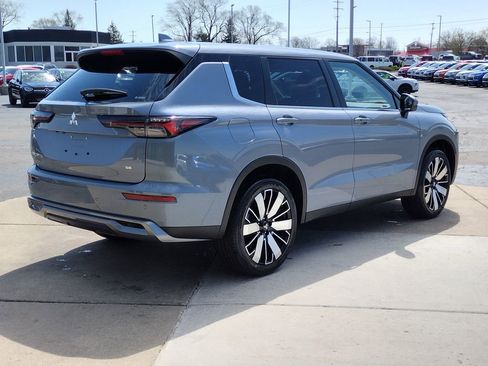 New 2026 Mitsubishi Outlander SE AWD/4WD image 15