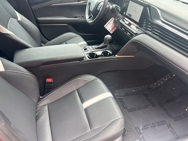 Used 2026 Toyota Camry SE w/ Convenience Package FWD image 13