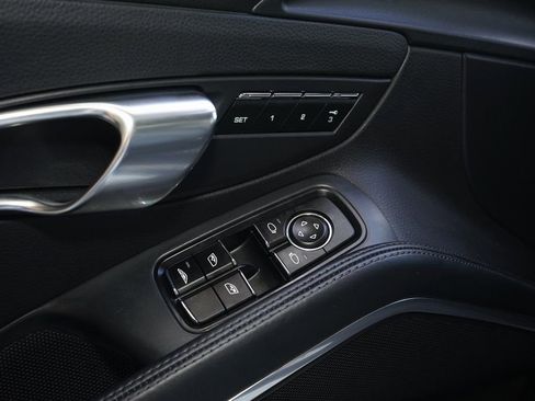 Used 2014 Porsche 911 Carrera RWD image 17
