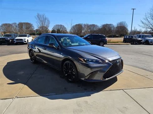 Used 2024 Lexus ES 300h F Sport w/ Accessory Package (Z2) image 3