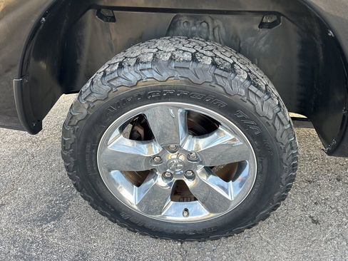 Used 2017 RAM 1500 Big Horn image 5