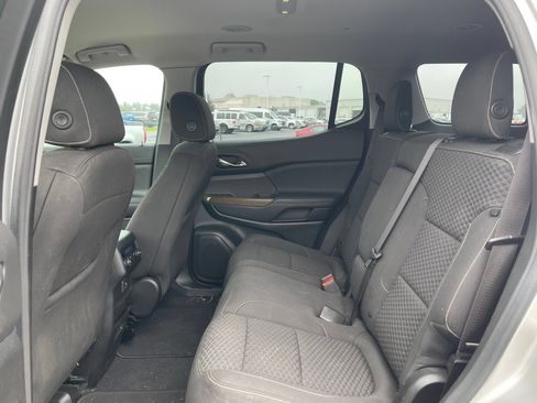 Used 2019 GMC Acadia SLE FWD image 14