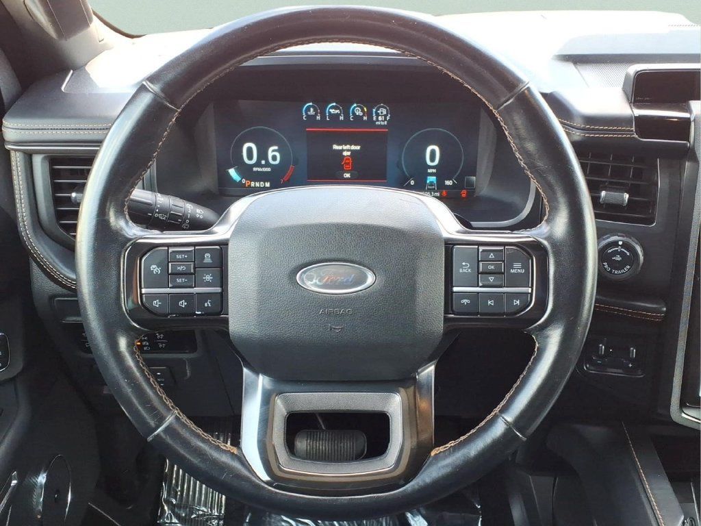 Used 2023 Ford Expedition Platinum RWD image 26