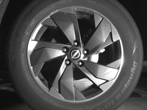Used 2025 Nissan Rogue SV AWD/4WD image 14