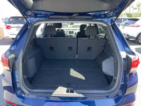 Used 2023 Chevrolet Equinox LT w/ LPO, Floor Liner Package AWD/4WD image 19
