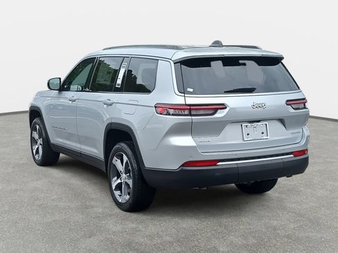 New 2026 Jeep Grand Cherokee L Limited AWD/4WD image 7