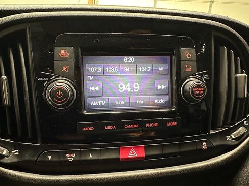 Used 2021 RAM ProMaster City Tradesman image 25