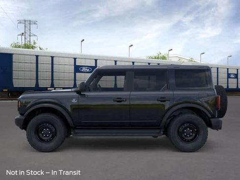 New 2026 Ford Bronco Outer Banks AWD/4WD image 3