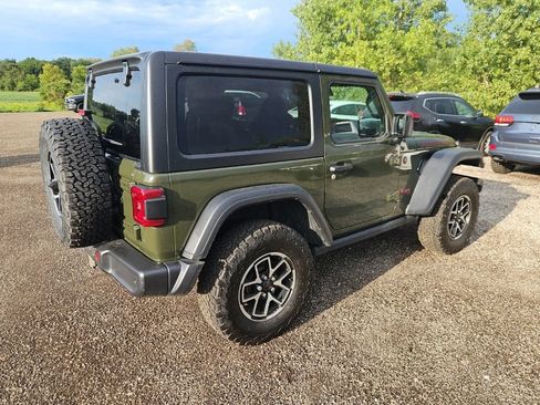 Used 2024 Jeep Wrangler Rubicon w/ Technology Group AWD/4WD image 6