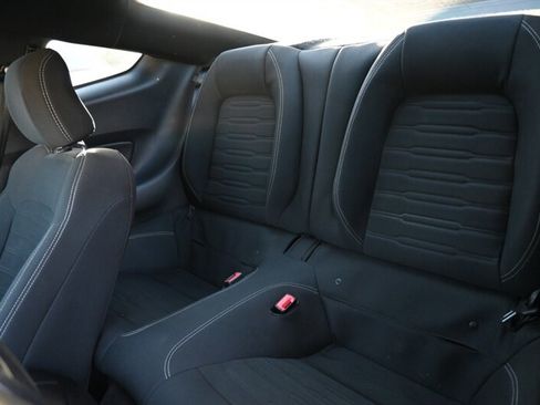 Used 2018 Ford Mustang GT image 37