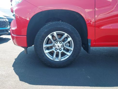 Used 2022 Chevrolet Silverado 1500 RST AWD/4WD image 10
