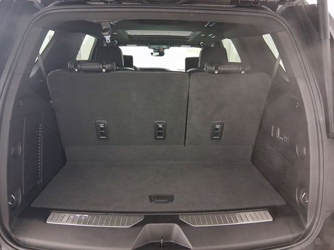 Used 2023 GMC Yukon Denali w/ Denali Reserve Package image 31