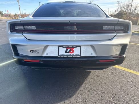 Used 2024 Dodge Charger R/T w/ Plus Group image 10