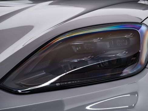 New 2026 Porsche Cayenne Turbo image 7