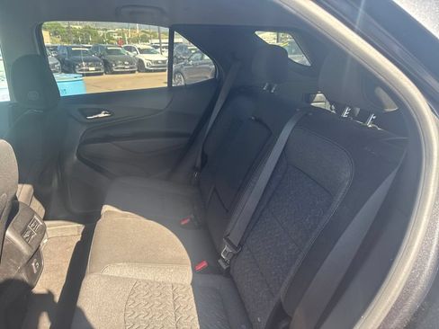 Used 2022 Chevrolet Equinox LT FWD image 22