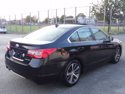 Used 2016 Subaru Legacy 2.5i Limited AWD/4WD image 4