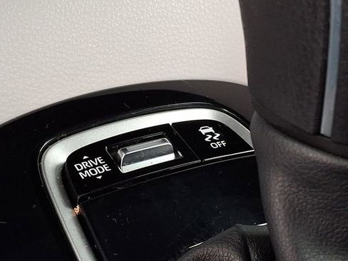 Certified 2024 Toyota Corolla SE FWD image 27