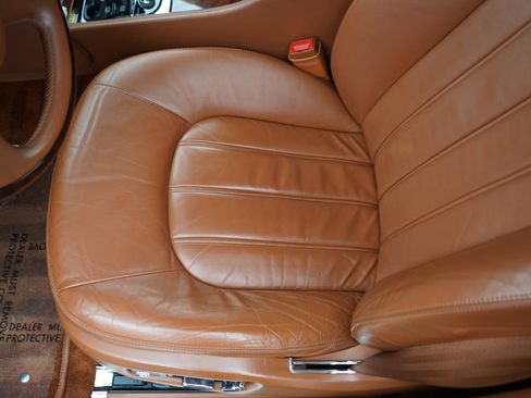 Used 2011 Bentley Mulsanne image 19