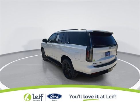 Used 2023 Cadillac Escalade Sport image 9