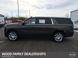 Used 2021 Chevrolet Suburban High Country w/ Premium Package video 2