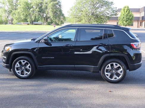 Used 2019 Jeep Compass Limited AWD/4WD image 17