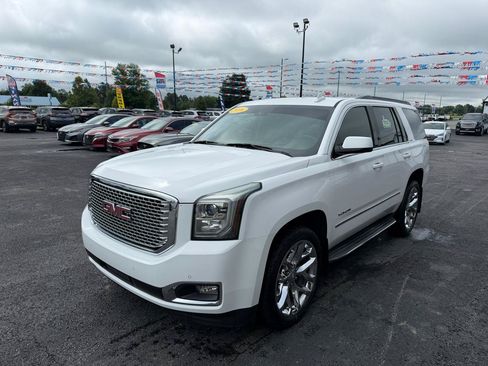 Used 2016 GMC Yukon SLE w/ HD Trailering Package AWD/4WD image 9