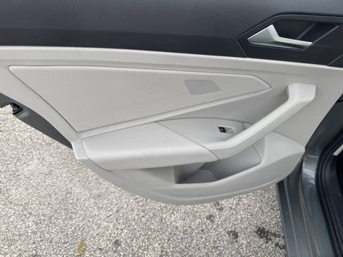 Used 2019 Volkswagen Jetta SEL FWD image 20