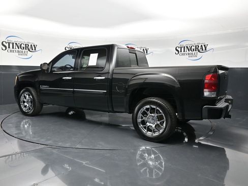 Used 2007 GMC Sierra 1500 Denali image 5