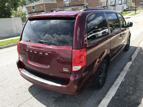 Used 2017 Dodge Grand Caravan GT FWD image 5