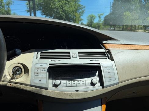 Used 2007 Toyota Avalon XLS FWD image 11