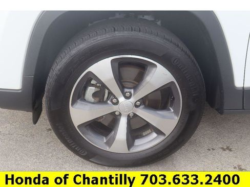 Used 2022 Jeep Cherokee Limited image 26