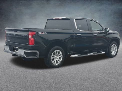 Used 2023 Chevrolet Silverado 1500 LTZ AWD/4WD image 7