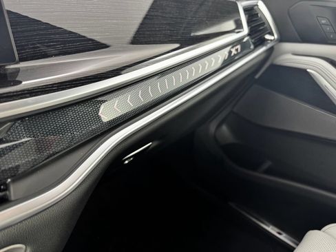 Used 2026 BMW X7 xDrive40i w/ M Sport Package AWD/4WD image 19