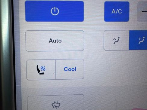 Used 2017 Tesla Model S 75D image 31