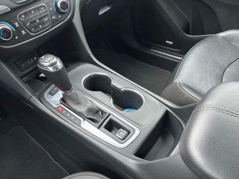 Used 2019 Chevrolet Equinox Premier image 10