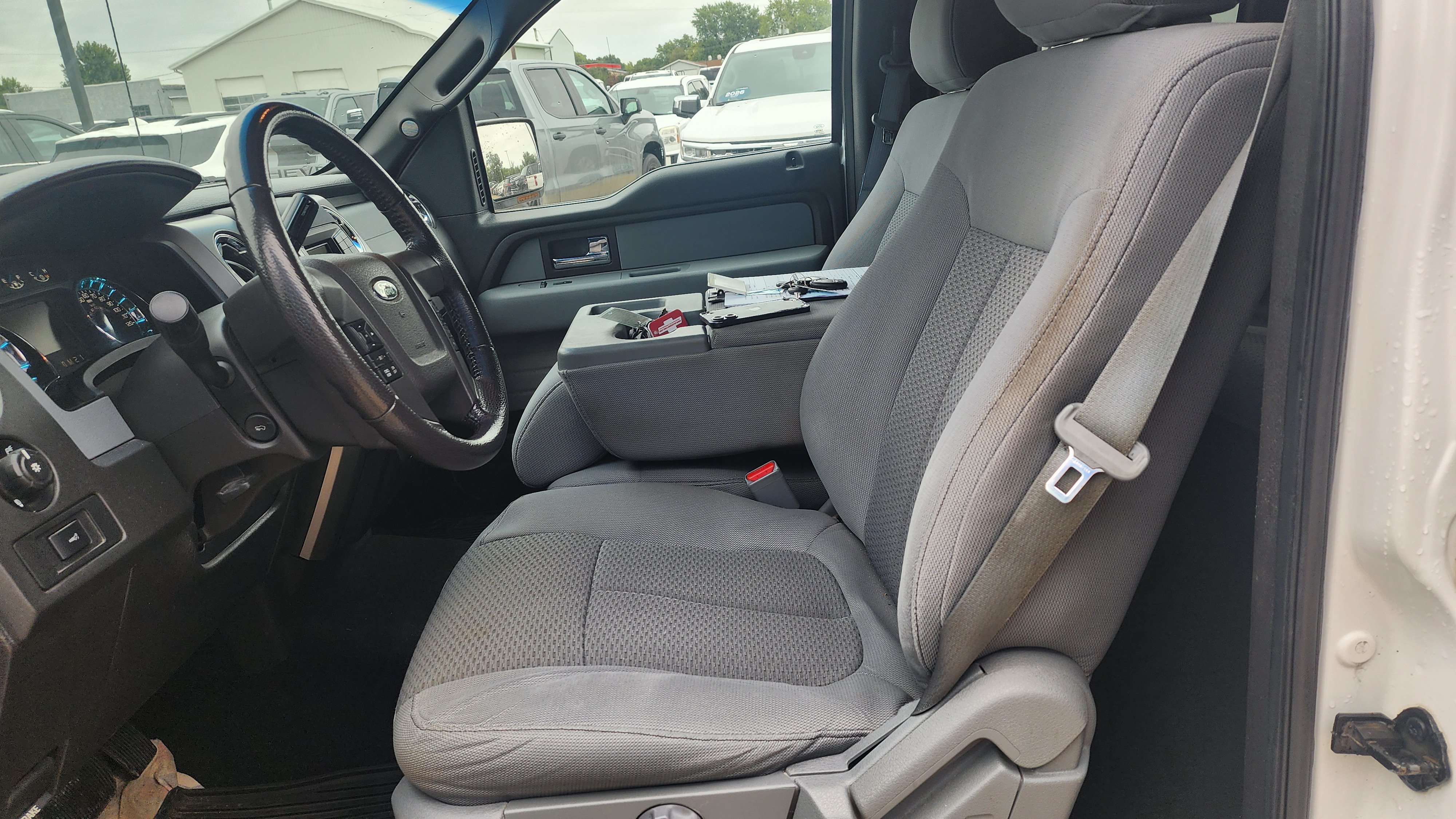 Used 2013 Ford F150 XLT w/ Luxury Equipment Group AWD/4WD image 8
