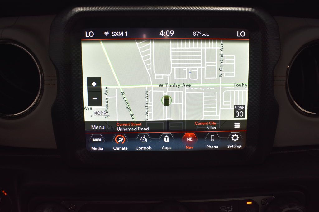 Used 2022 Jeep Wrangler Unlimited Sahara AWD/4WD image 27