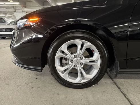 Used 2025 Honda Accord LX image 10