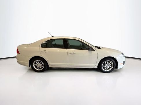 Used 2012 Ford Fusion S FWD image 4