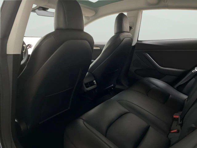 Used 2023 Tesla Model 3 Standard Range RWD image 62