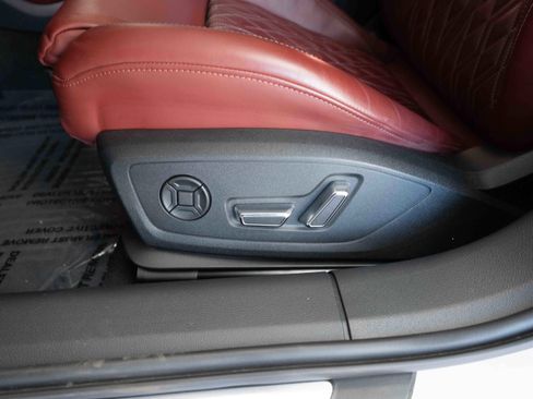 Used 2022 Audi S6 Prestige image 12